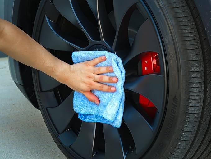 Wet or Waterless Car Wash Wax 32 Fl. oz, UV Protection. Cleans, Protects, and Shines. Aircraft Quality Just Spray On and Wipe Dry Anywhere, Anytime, Home, Office, School, Garage, Parking Lots.