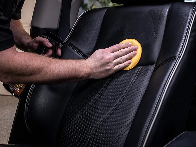 Meguiar's Gold Class Leather Conditioner Spray - Premium Car Leather Conditioner - Protect Your Car's Seats from Cracking, Fading and Drying Out - Keep It Looking and Feeling New, 16 Oz