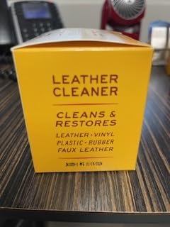 Leather Honey Combo Wipes with 8oz Cleaner