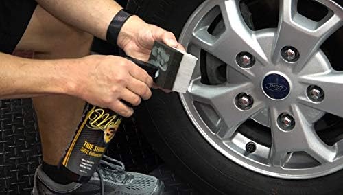 McKee's 37 MK37-415-KIT Enthusiast's Detailing Kit Cleaner + Tire Shine