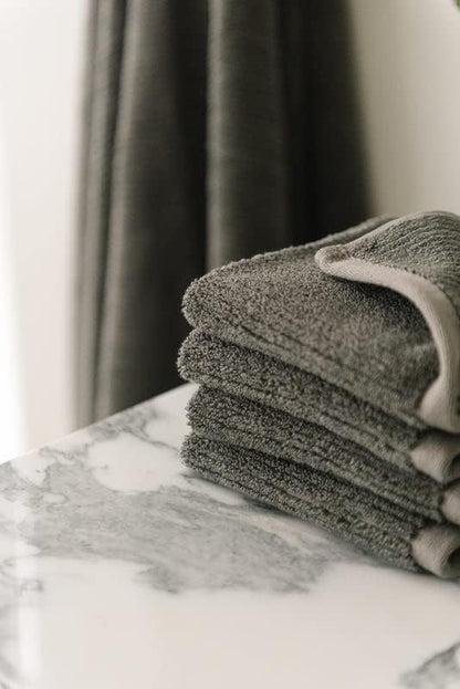Cozy Earth Ribbed Washcloth Set - 60% Cotton 40% Viscose from Bamboo Bathroom Washcloths - Soft & Absorbent Textured Ribbed Pattern - 4 Pack Charcoal