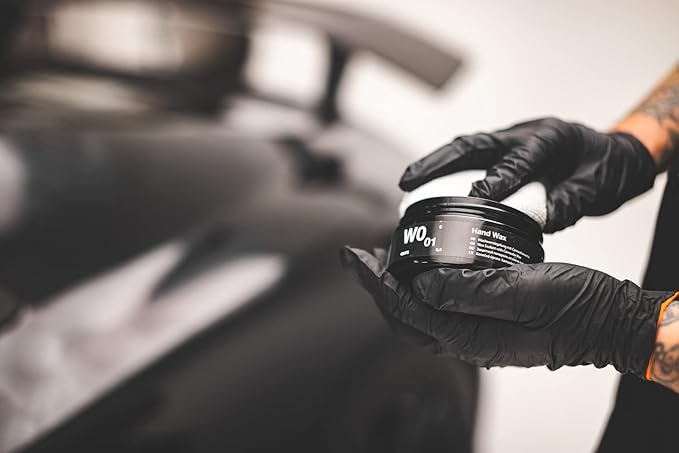 Koch-Chemie - Hand Wax - Safe On All Paint, Bright & High Gloss Finish, Long Lasting Effect, UV Protection (175 milliliters)