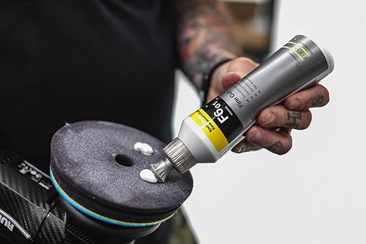 KOCHCHEMIE Fine Cut Polishing Compound - Silicone-Oil-Free; Designed for All Paint Types; for Removing Medium to Heavy Defects, Scratches, and Sanding Marks Up to 2500 Grade (250 milliliters)