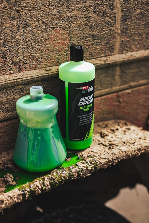 P&S Off Road Wide Open All Terrain Wash – Heavy-Duty Concentrated Soap for ATVs, UTVs & More – Tough on Dirt & Mud, Safe on All Finishes, Rust Inhibitors - 32 oz. Spray