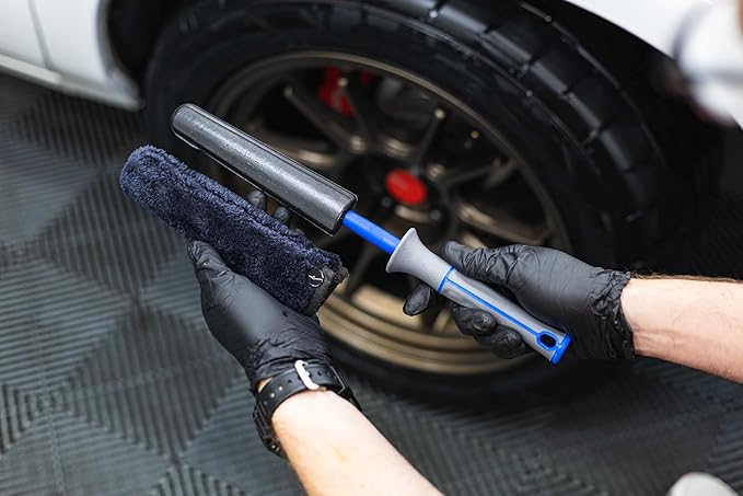 Detail Factory - Wheel Brush Mini with Interchangeable Microfiber Covers - Ultra-Soft Cleaning, Washing and Detailing Wheels, Tires, and Rims - Avalanche