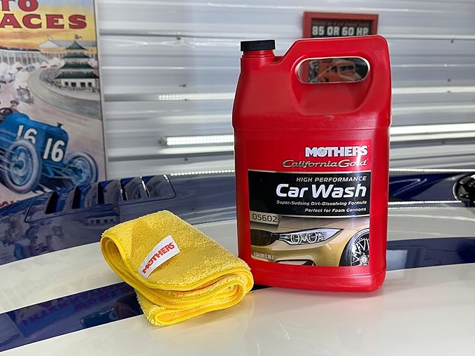 Mothers California Gold High Performance Car Wash, 1 gal. — pH Balanced, Eco-Friendly, Super-Sudsy, Foam Cannon, Safely Cleans Without Stripping Wax, Sealant or Coating, Removes Dirt & Grime (05602)