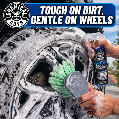 Chemical Guys Signature Series Wheel Cleaner 32 oz Natural Citrus-Based Wheel & Tire Cleaner, Safe for Painted, Powder-Coated & Polished Finishes, Removes Brake Dust & Grime