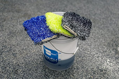 [Wash Monster] Plush Car Wash Pad (9 in. x 7 in.) Blue/Black - 1 Pack | Soft & Plush Absorbent Microfiber Fibers | Large, Fits in Bucket